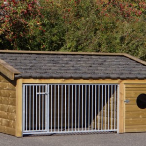 The dog kennel Rex 1 has a large sleeping compartment