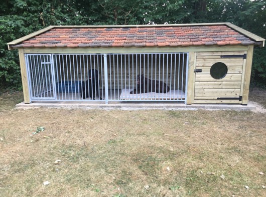 Dog kennel Rex 2XL with sleeping compartment 441x182x163cm