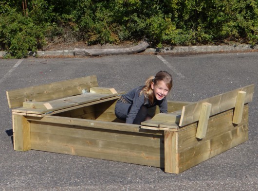 Sandbox Cubic Twist with foldable benches • impregnated wood