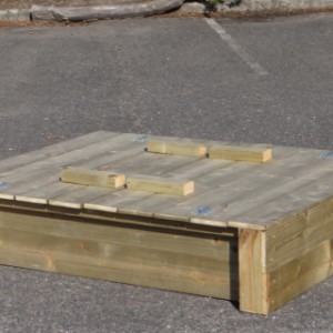 Wooden sandbox Cubic Twist in attractive design with receding sides and sturdy corner posts