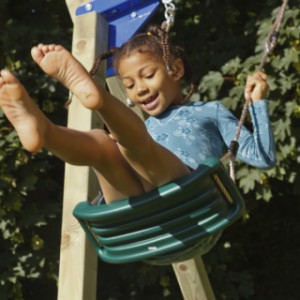 The plastic swing seat offers a lot of playing fun