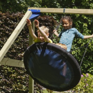 The nest swing Swibee offers a lot of playing fun