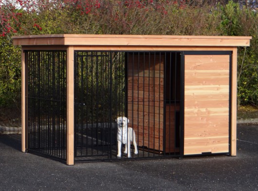 Dog kennel FIX black with roof and frame of Douglas wood 352x240 cm