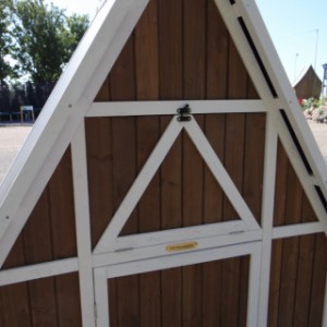 Storage in chicken coop Pip