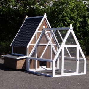 Chicken run Pip - large chicken coop with sleeping compartment