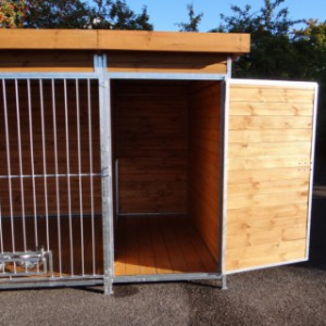 Large sleeping compartment 2x1 meter