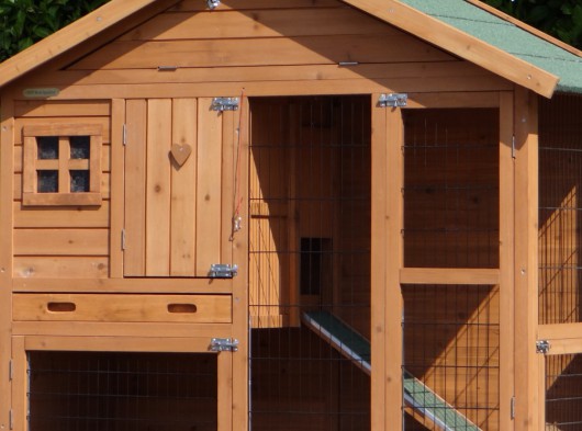 Plexiglass insulation kit · for rabbit hutch Holiday Small