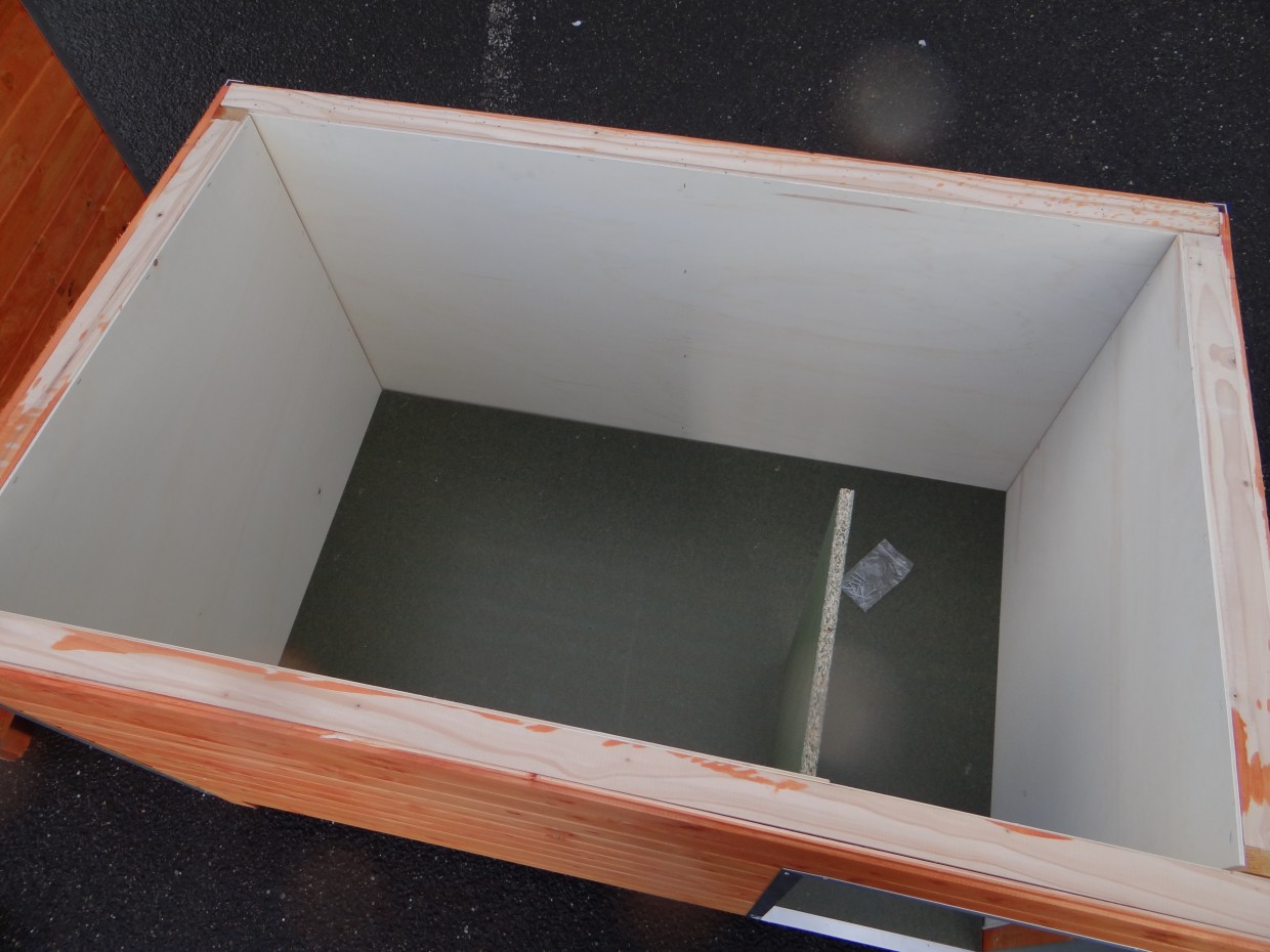 Dog house Base Large insulated