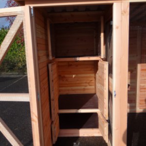 Birds sleeping compartment-storage room-quail sleeping compartment