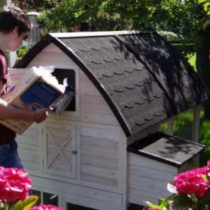 Guinea pig hutch Kathedraal Large has a practical storage attick