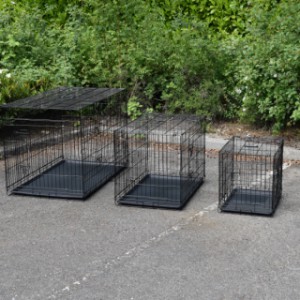 The dog crate Profit is available in three different sizes 122cm | [92cm] | 63cm