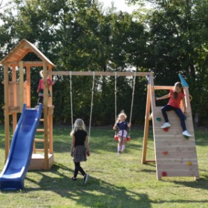 The play equipment Kiosk low will be saw to size