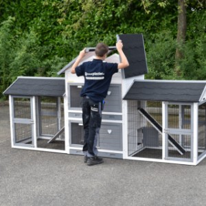 Guinea pig hutch Double Medium is provided with a hinged roof