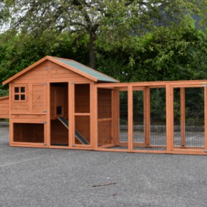 Chickencoop Holiday Medium with nest box and run Functional | chickencoop with large run