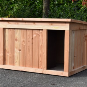 The dog house Block 3 is suitable for medium and large dogs