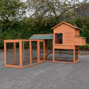 Chickencoop Prestige Large, with 2 runs and a laying nest (corner unit)