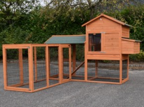 Chickencoop Prestige Large, with 2 runs and a laying nest (corner unit)