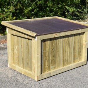 The dog house Block Medium is also available in Douglasienholz