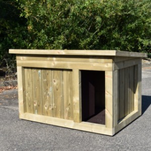 The dog house Block 2 is made of impregnated spruce wood