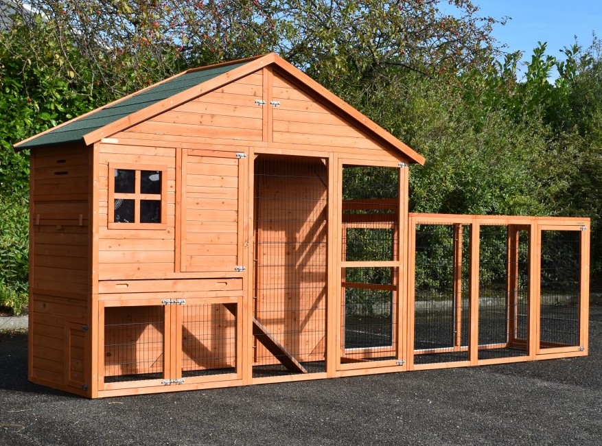 Boomer & george tiered outdoor rabbit hutch with clearance run