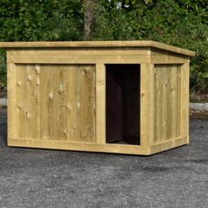 The dog house Block 3 is a beautiful, insulated hutch, made of impregnated spruce wood