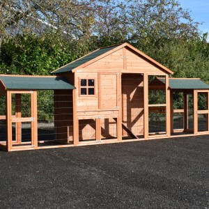 Chickencoop Holiday Large Double 486x93x195cm