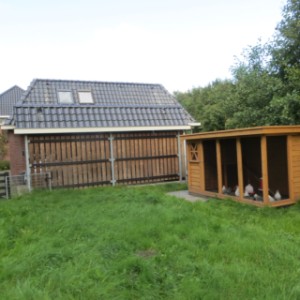 The chickencoop Flex 4.2 is a beautiful outdoor space for your chickens!