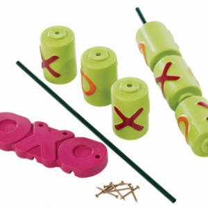 The OXO-play set can be mounted very easily