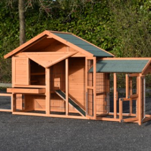 The rabbit hutch Holiday Small is made of pine wood