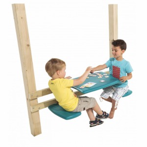 The picnic set offers a lot of fun