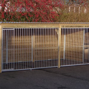The dog kennel FORZ is suitable for large dogs