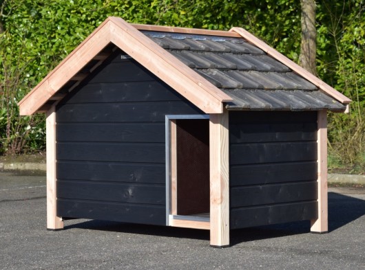 Dog house Snuf black/Douglas - insulated | 193x134x143cm