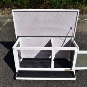 Rabbit hutch Boemsy can be cleaned very easily