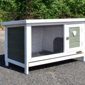 The guinea pig hutch Boemsy can also be used for a little rabbit