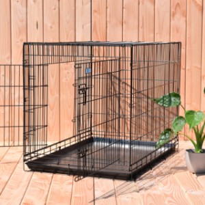 The black wire cage Strong XL is provided with 2 doors