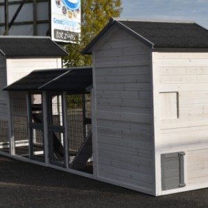 Have a look on the backside of combination chickencoop Double Prestige Medium