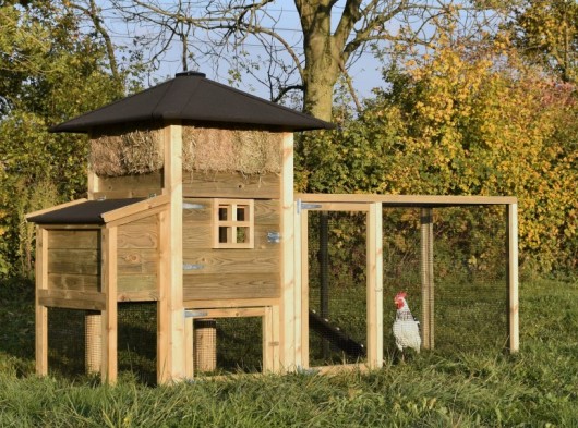 Chickencoop haystack Rosanne with laying nest and additional run 300x114x180cm