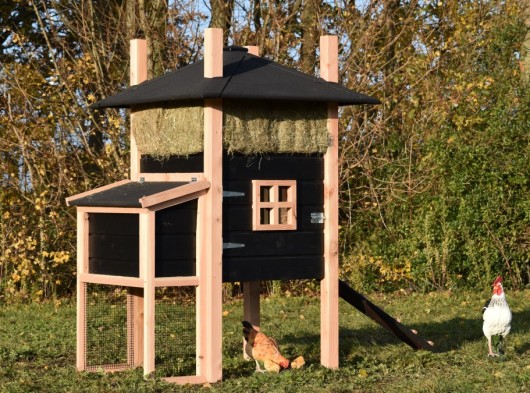 Chickencoop haystack Rosalynn with laying nest 137x114x180cm