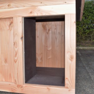 Dog house Block Medium has an opening of approximately 70x65 cm