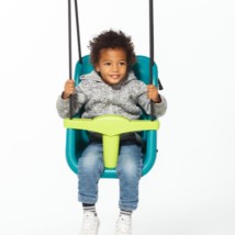 The baby swing is provided with black BR-rope