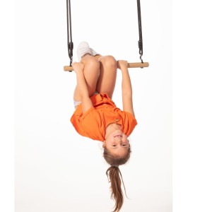 Wooden trapeze • with black BR-rope