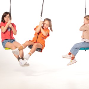 The monkey swing is provided with black BR-rope