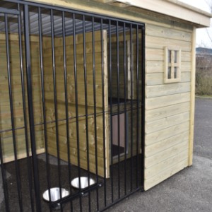 The dog kennel Modul FORZ is provided with an insulated sleeping compartment