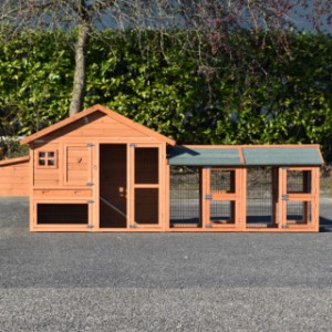 Rabbit hutch Holiday Small offers a lot of space for your rabbits