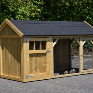 The rabbit hutch Belle 2 is an acquisition for your yard