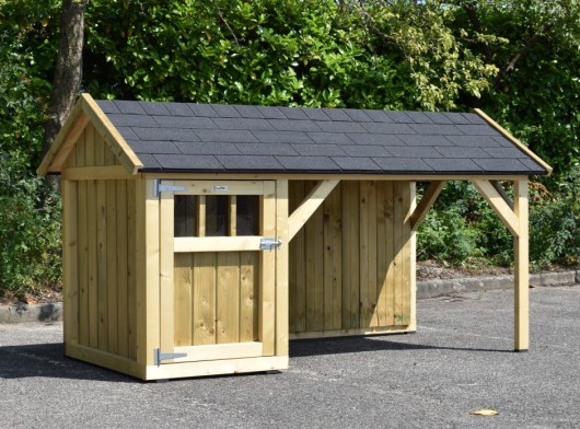 Dog house Isa 2 with veranda and pointed roof 254x129x140cm