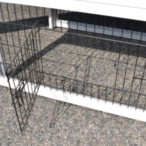 The rabbit hutch Prestige Small is provided with a door in the mesh