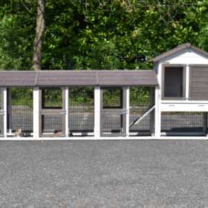 The rabbit hutch Prestige Small is extended with 3 runs Space Small