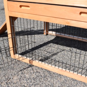 The Prestige Small chicken coop is equipped with a small mesh door
