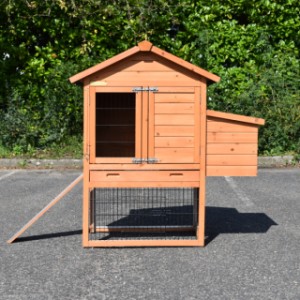 Chickencoop Prestige Small is an acquisition for your yard
